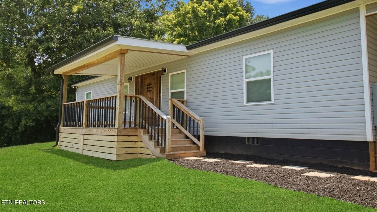 174 Poplar Street - Photo 1