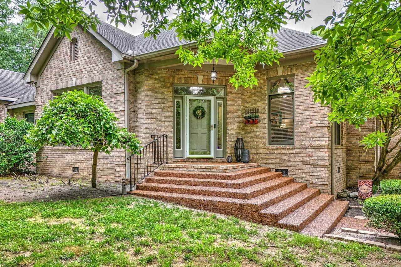 5544 S New Hope Rd - Photo 1