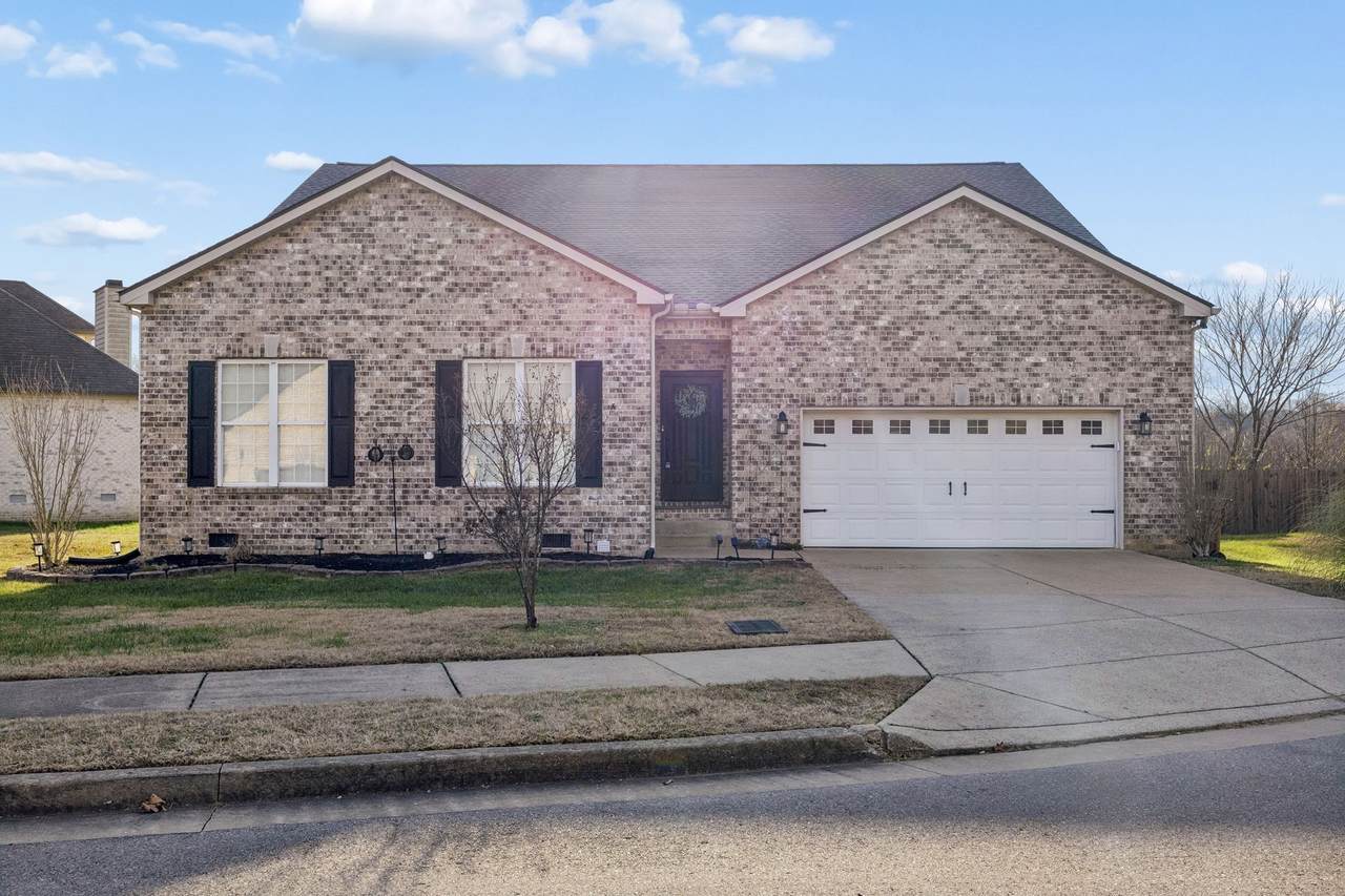 821 Northstar Ct - Photo 1