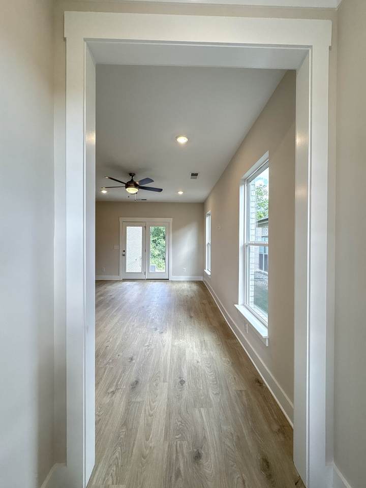 https://bt-photos.global.ssl.fastly.net/nashville/1280_boomver_1_RTC3255628-1.jpg