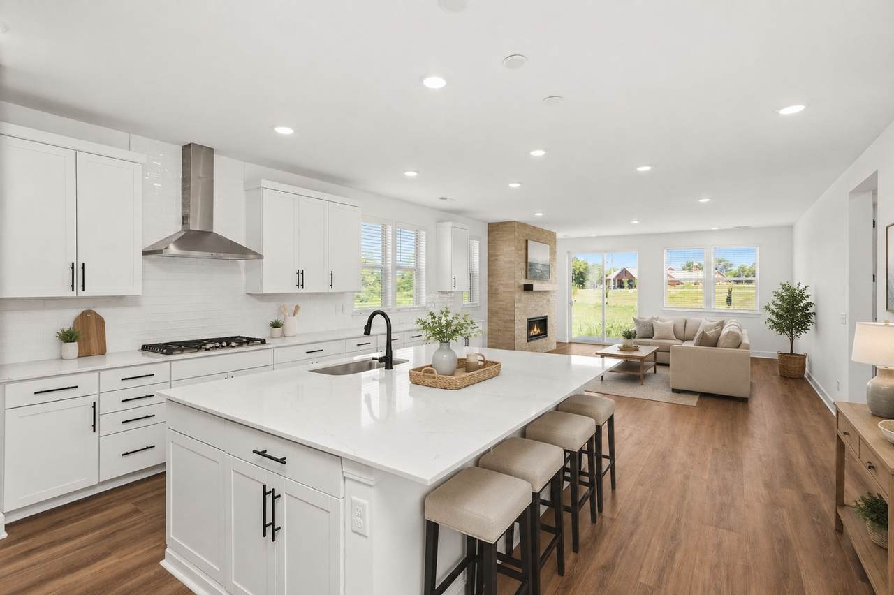 406 Downs Lane - Photo 1