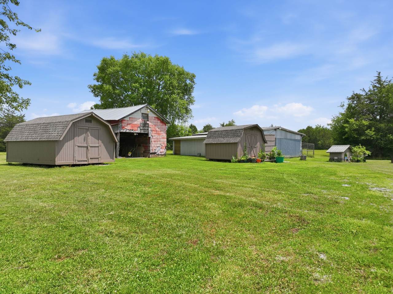 https://bt-photos.global.ssl.fastly.net/nashville/1280_boomver_1_RTC3255738-1.jpg