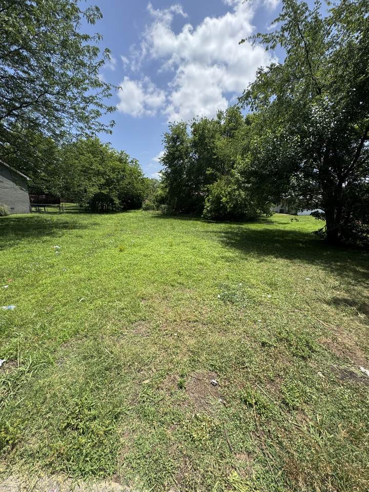 https://bt-photos.global.ssl.fastly.net/nashville/1280_boomver_1_RTC3255831-1.jpg