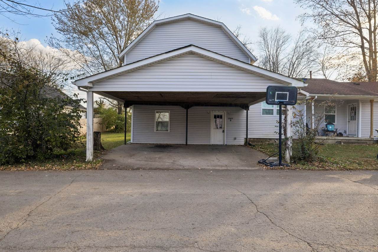 801 Poplar Ave - Photo 1