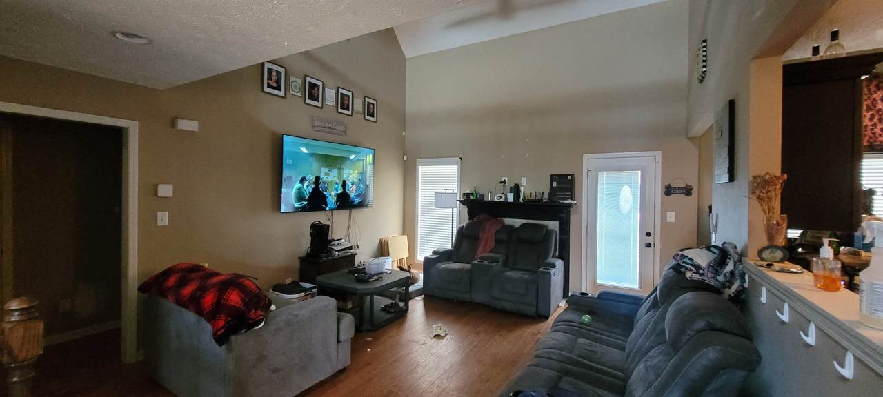 https://bt-photos.global.ssl.fastly.net/nashville/1280_boomver_1_RTC3256017-1.jpg
