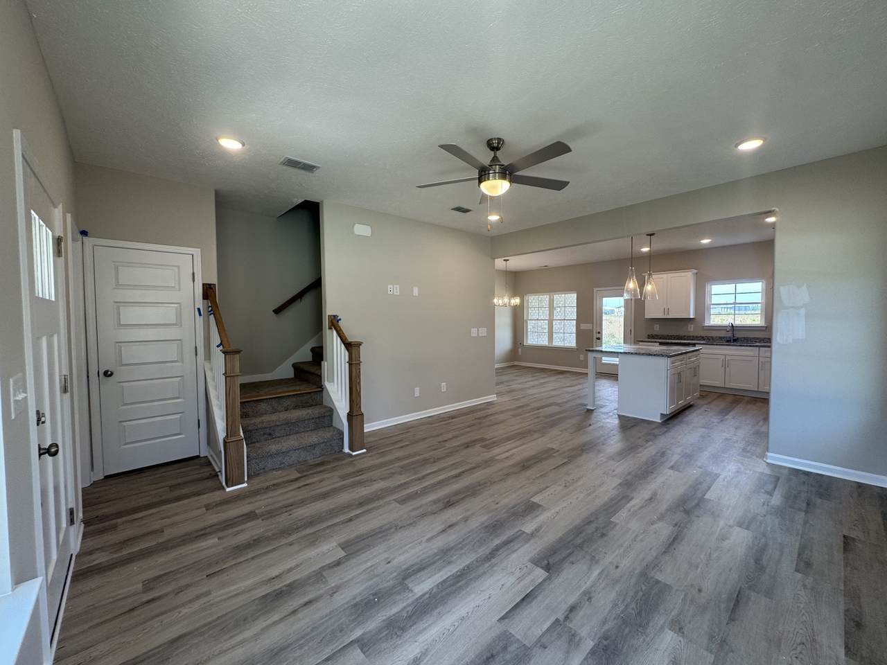 https://bt-photos.global.ssl.fastly.net/nashville/1280_boomver_1_RTC3256121-1.jpg