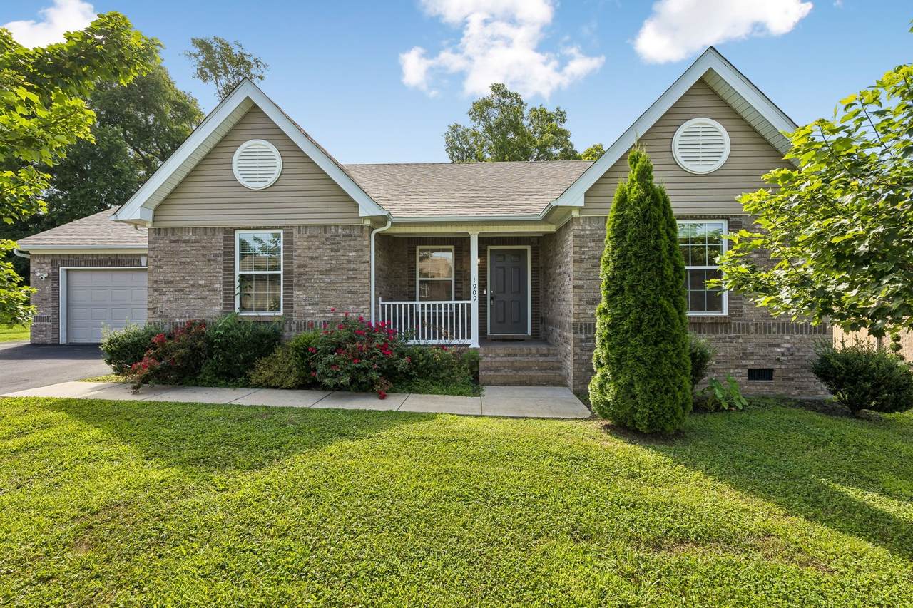 1909 Susan Rd - Photo 1