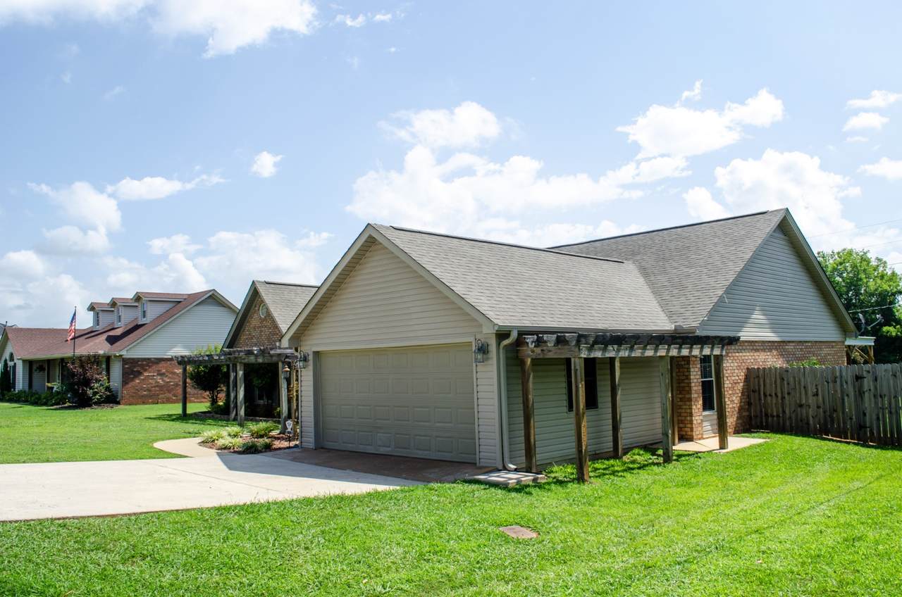 https://bt-photos.global.ssl.fastly.net/nashville/1280_boomver_1_RTC3256233-1.jpg