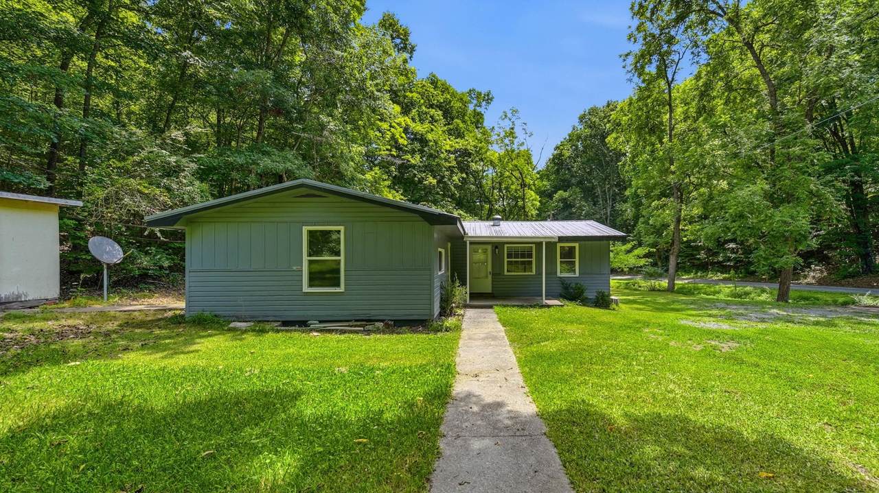 208 County Road 44 - Photo 1