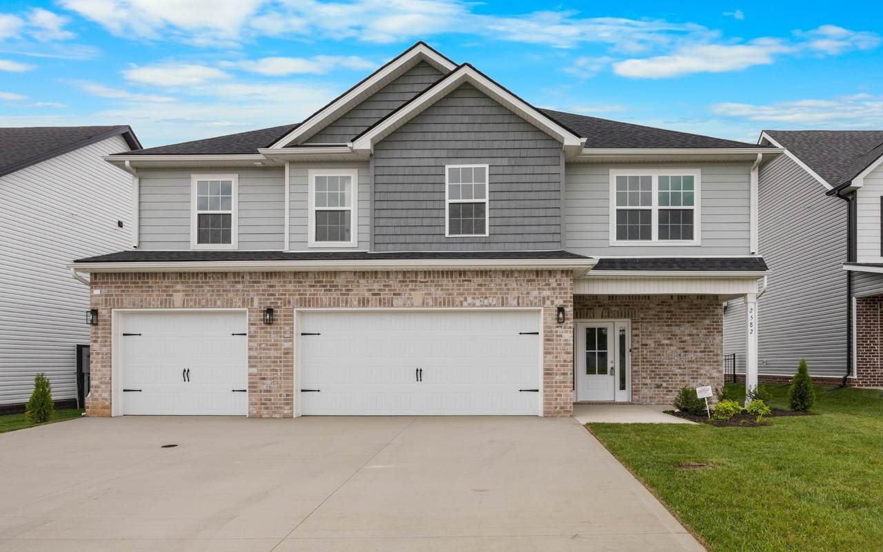 2582 Rafiki Dr - Photo 1