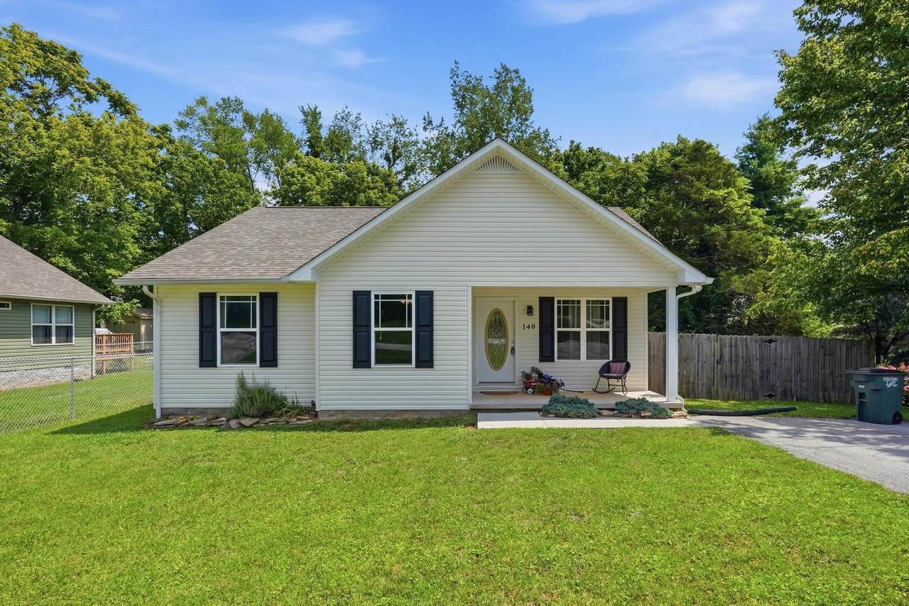 140 Carson St - Photo 1