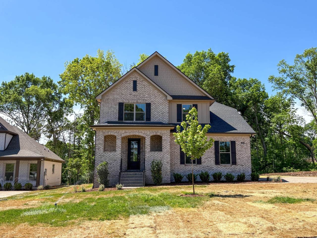 323 Goodwin Ln - Photo 1