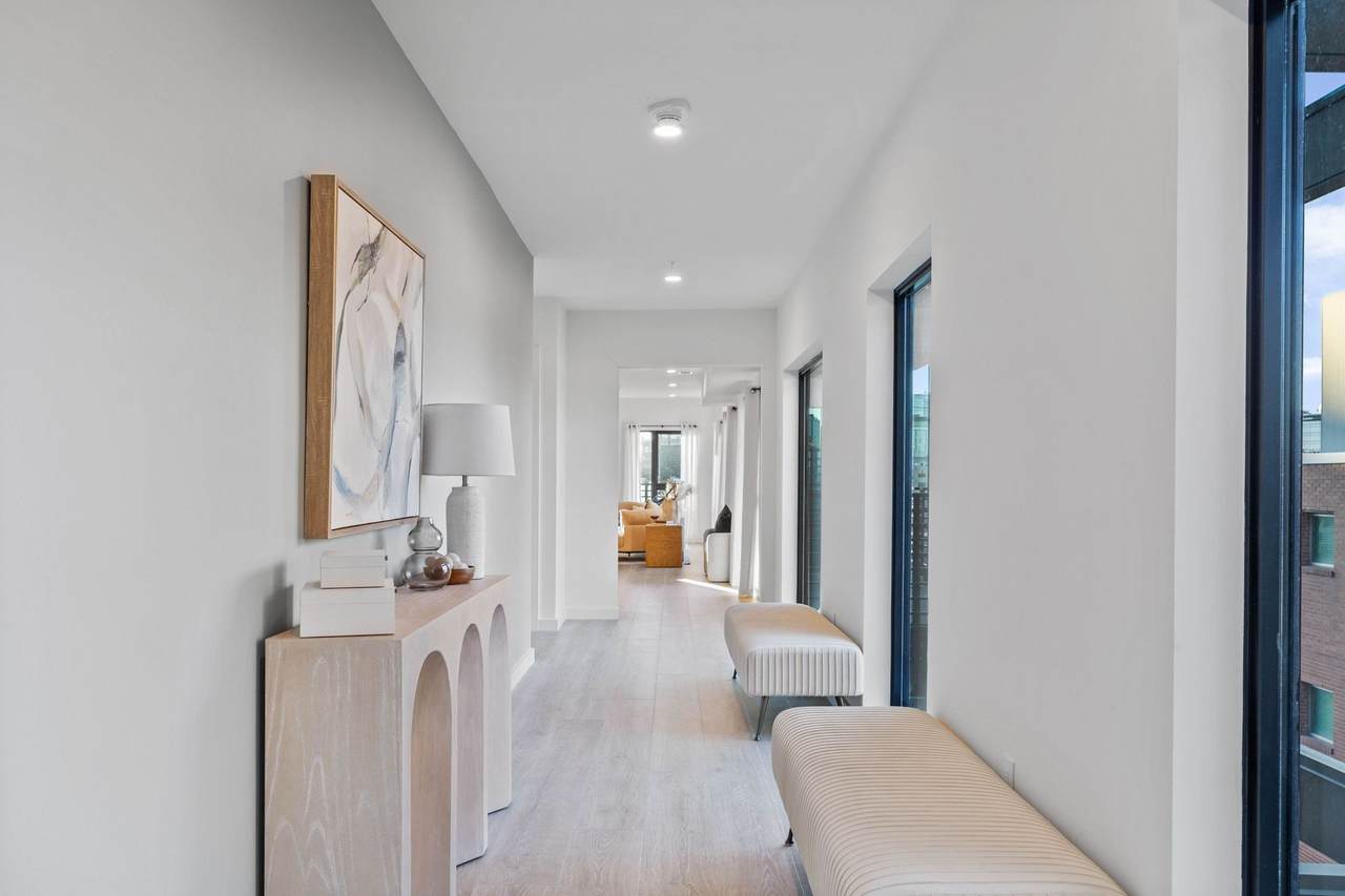 635 7th Ave - Photo 1