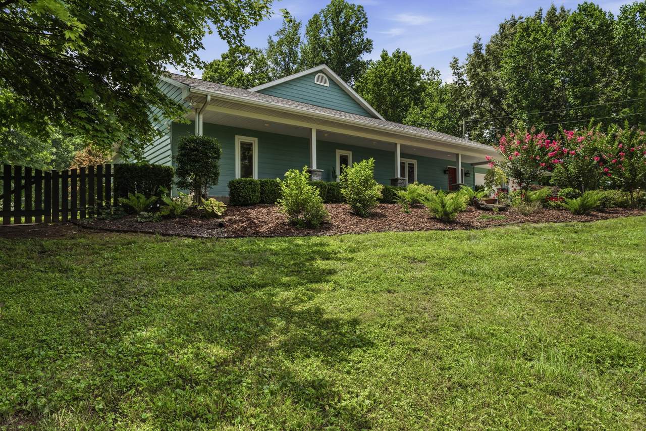 https://bt-photos.global.ssl.fastly.net/nashville/1280_boomver_1_RTC3256704-1.jpg