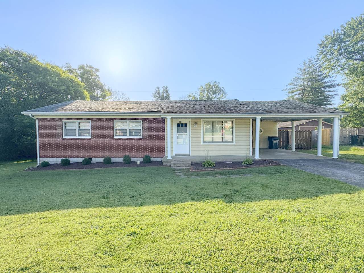 1113 Langwood Dr - Photo 1