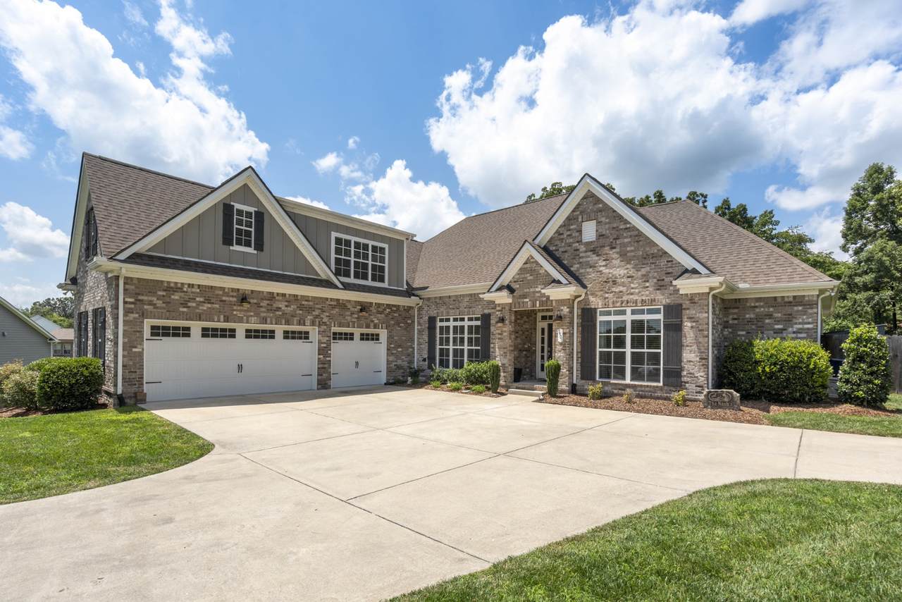 7401 Swindon Blvd - Photo 1