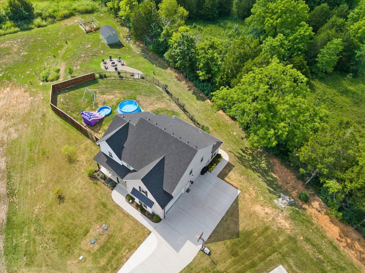 https://bt-photos.global.ssl.fastly.net/nashville/1280_boomver_1_RTC3259673-1.jpg