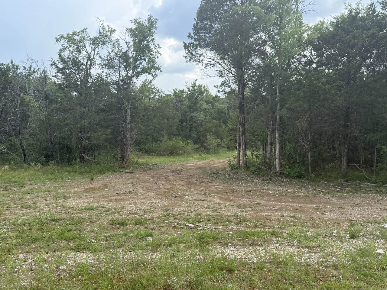 13 Vesta Rd - Photo 1
