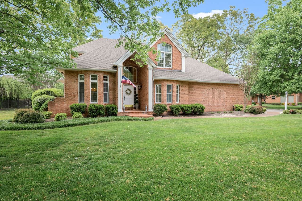 109 Albemarle Drive - Photo 1