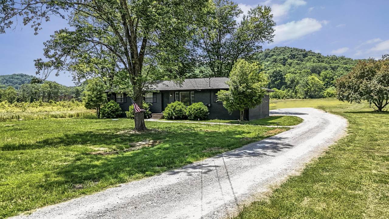 4686 Lickton Pike - Photo 1