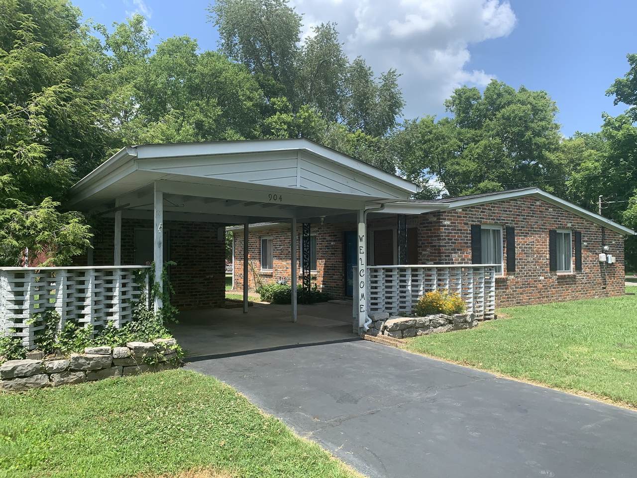https://bt-photos.global.ssl.fastly.net/nashville/1280_boomver_1_RTC3259877-1.jpg