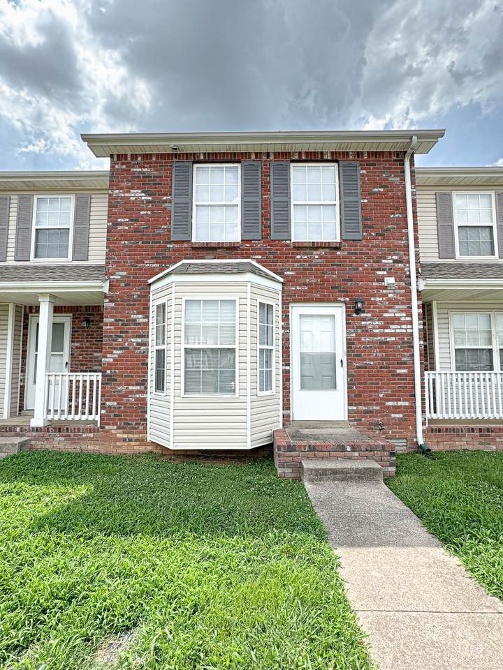 201 Tree Line Dr - Photo 1