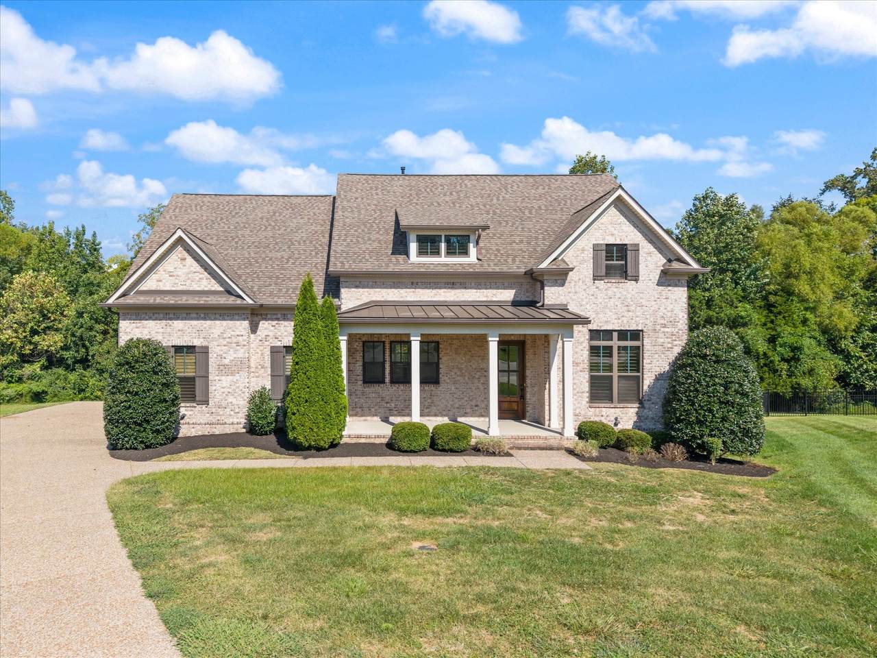 4174 Old Light Cir - Photo 1