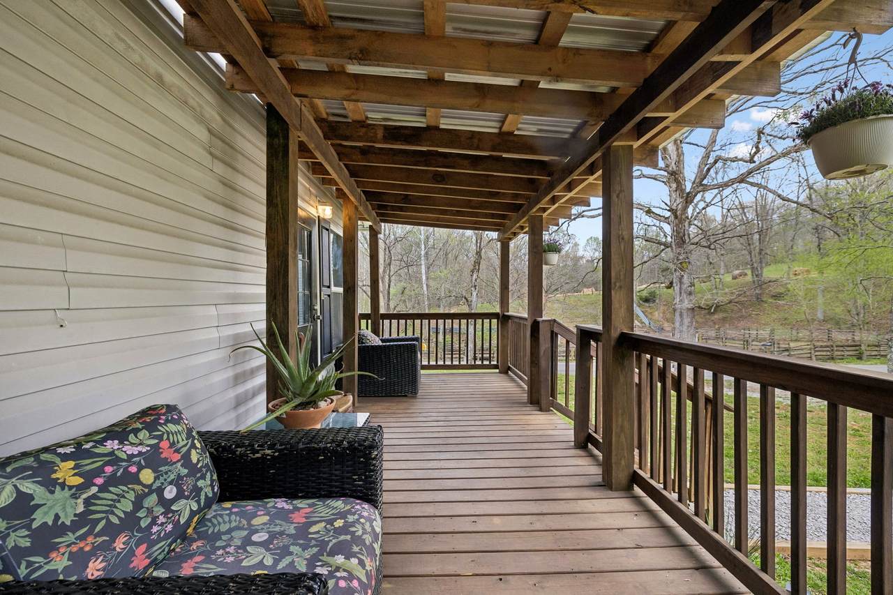 https://bt-photos.global.ssl.fastly.net/nashville/1280_boomver_1_RTC3260502-1.jpg