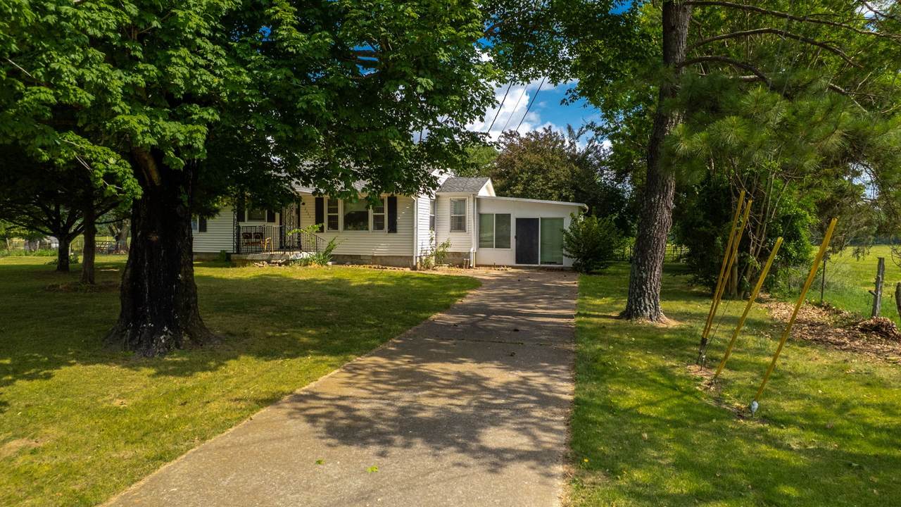 2393 Trousdale Ferry Pike - Photo 1