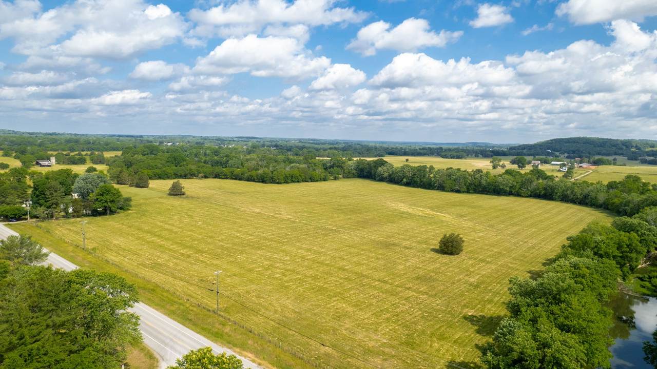 2393 Trousdale Ferry Pike - Photo 1