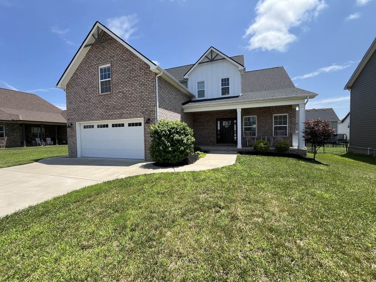 557 Dexter Dr - Photo 1