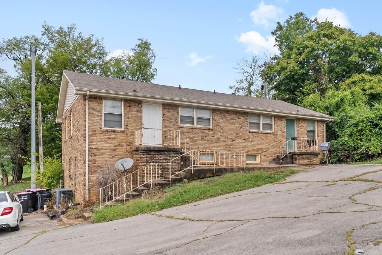 211 N 5th Street - Photo 1