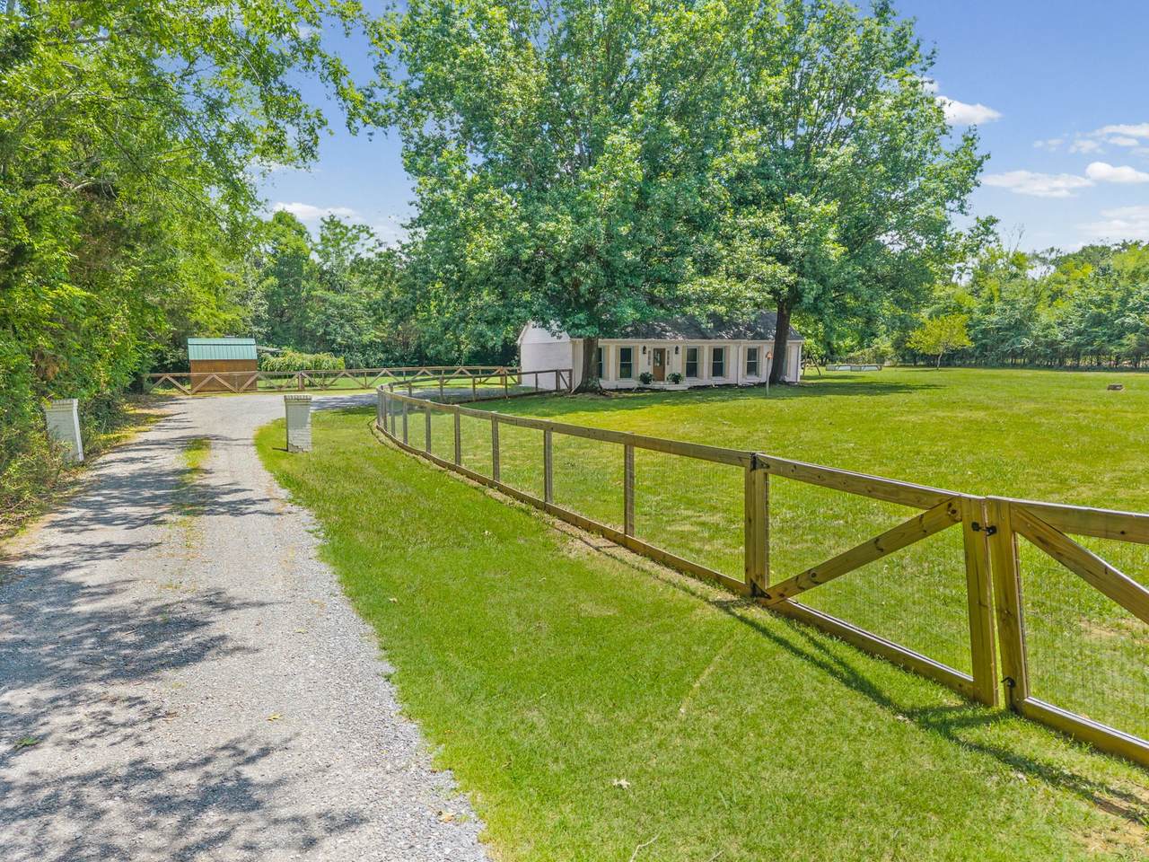 https://bt-photos.global.ssl.fastly.net/nashville/1280_boomver_1_RTC3264126-1.jpg