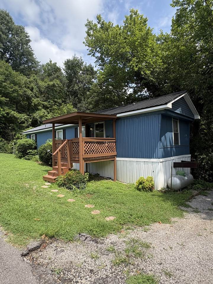 116 Landiss Ave - Photo 1