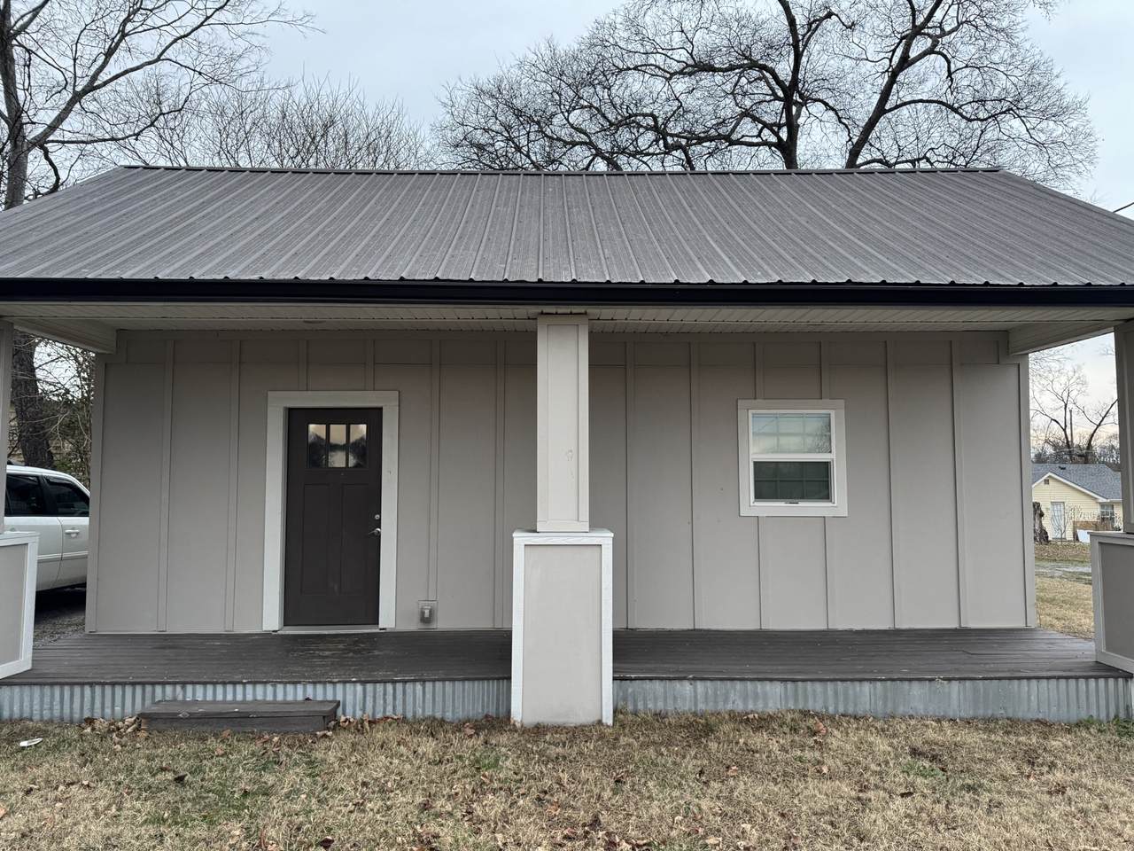 317 Cemetery Ave - Photo 1