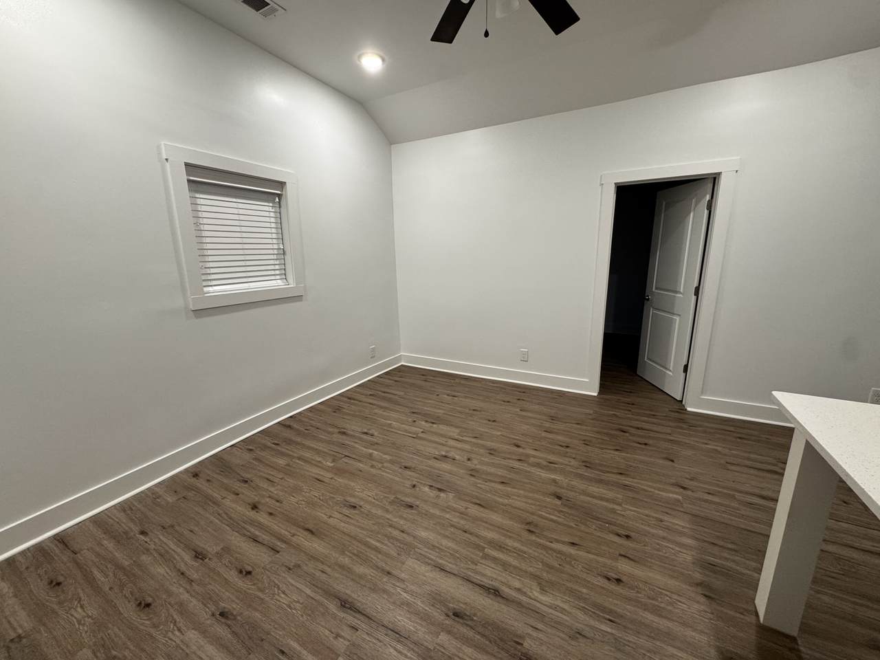 https://bt-photos.global.ssl.fastly.net/nashville/1280_boomver_1_RTC3269438-1.jpg