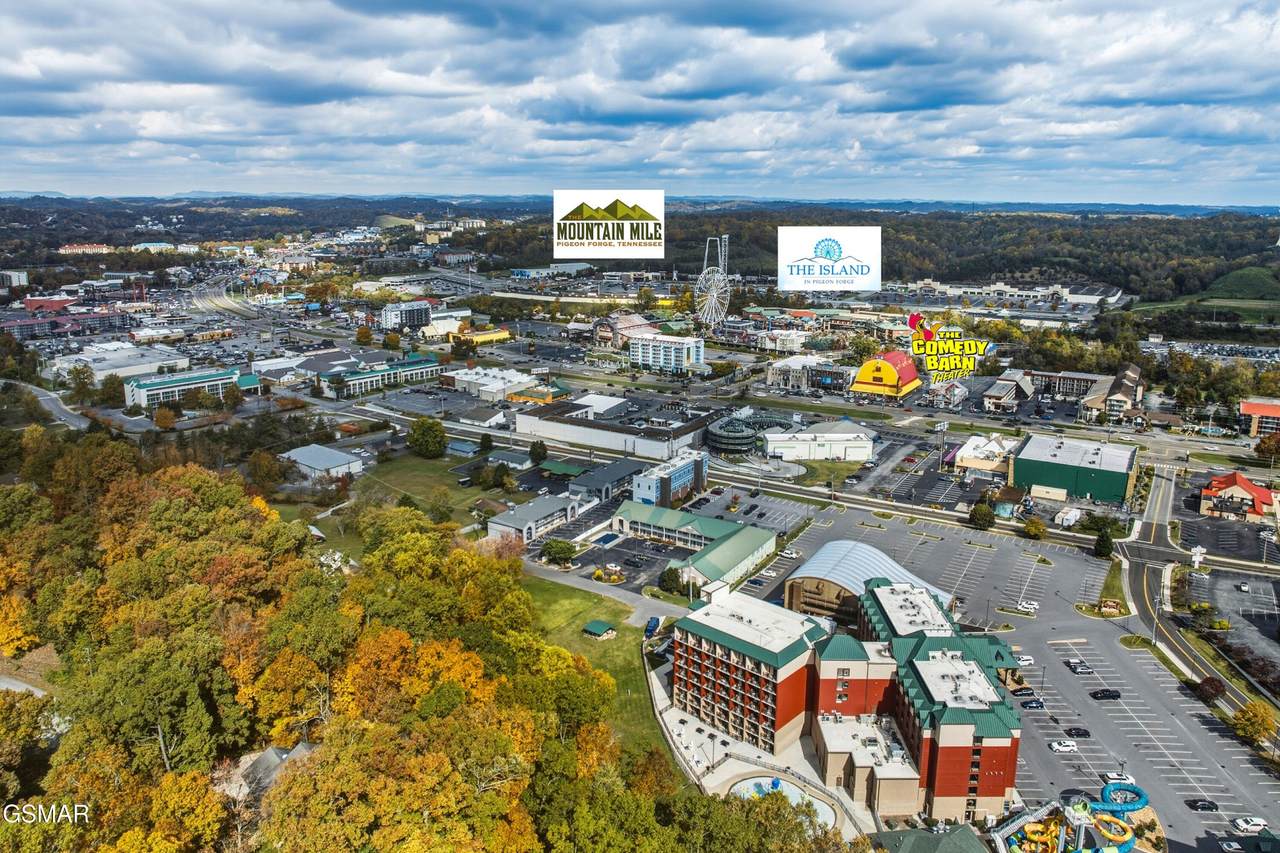 https://bt-photos.global.ssl.fastly.net/nashville/1280_boomver_1_RTC3270016-1.jpg