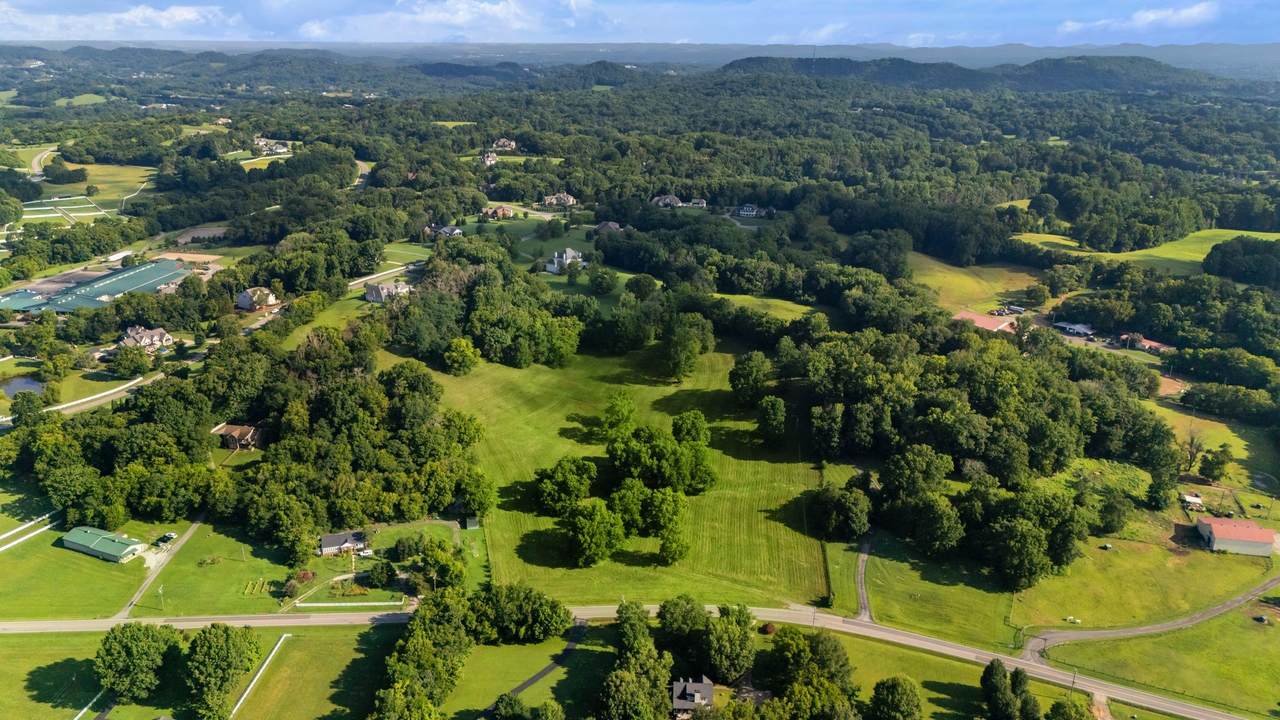 https://bt-photos.global.ssl.fastly.net/nashville/1280_boomver_2_RTC3270393-1.jpg