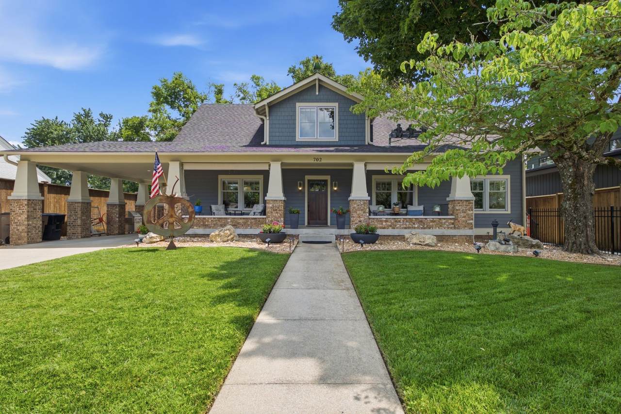 702 Skyview Dr - Photo 1