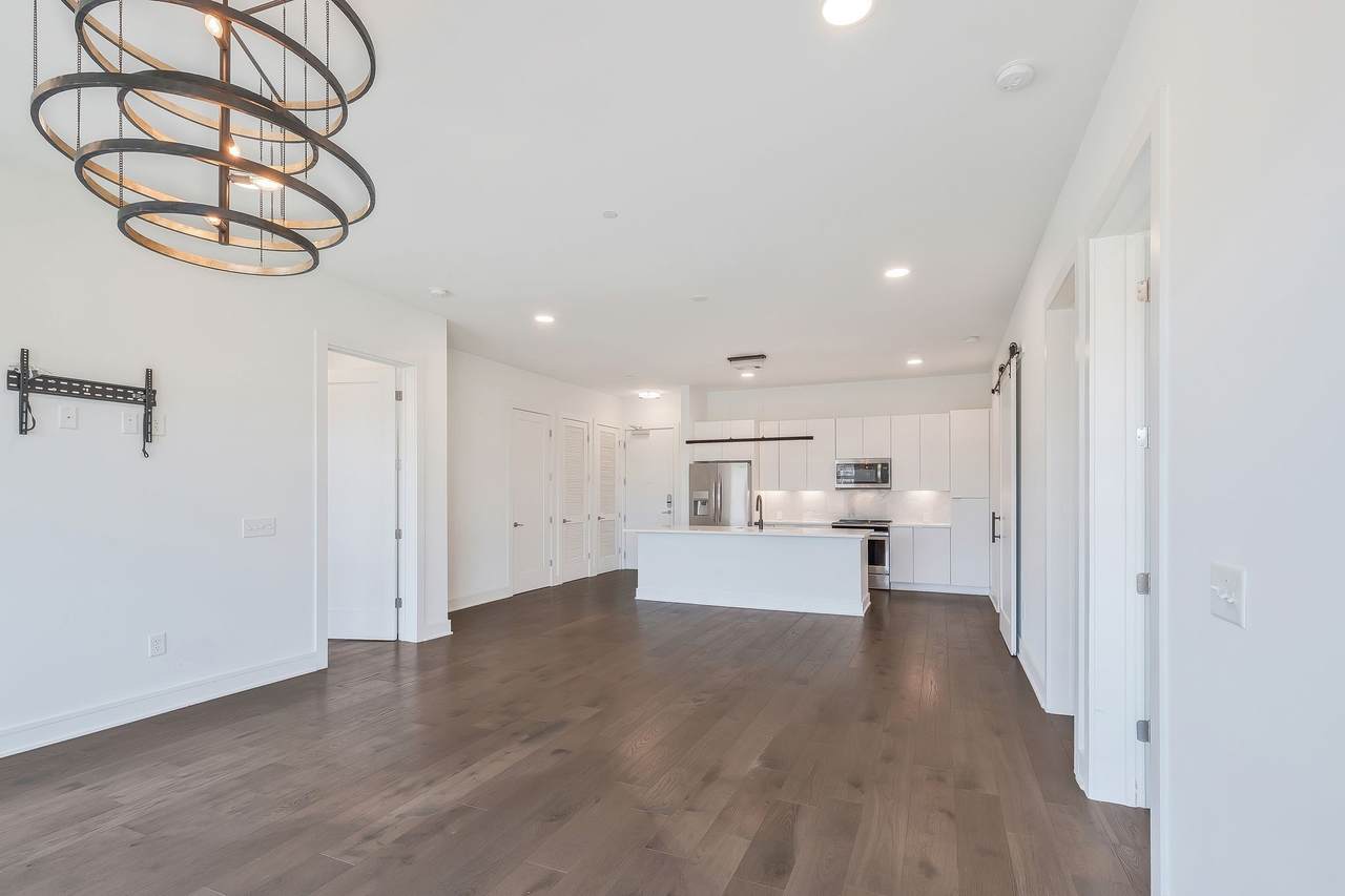1125 10th Ave - Photo 1
