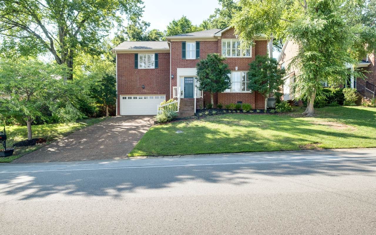 6921 Collinswood Dr - Photo 1