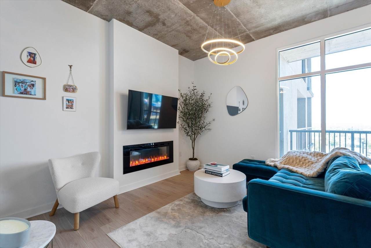 1510 Demonbreun St - Photo 1