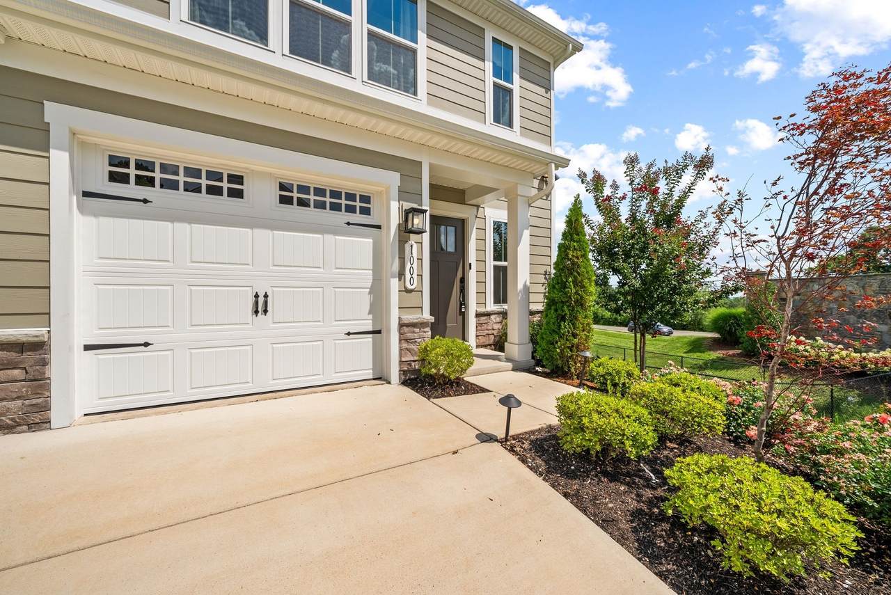 1000 Mountain View Dr - Photo 1