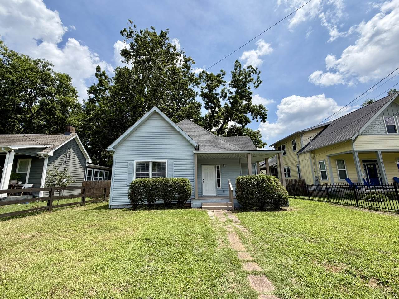 https://bt-photos.global.ssl.fastly.net/nashville/1280_boomver_1_RTC3272355-1.jpg
