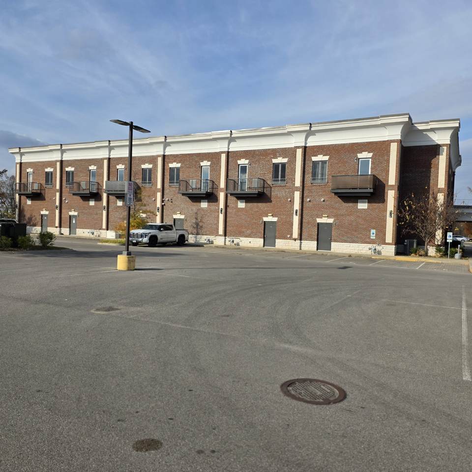 https://bt-photos.global.ssl.fastly.net/nashville/1280_boomver_1_RTC3278643-1.jpg