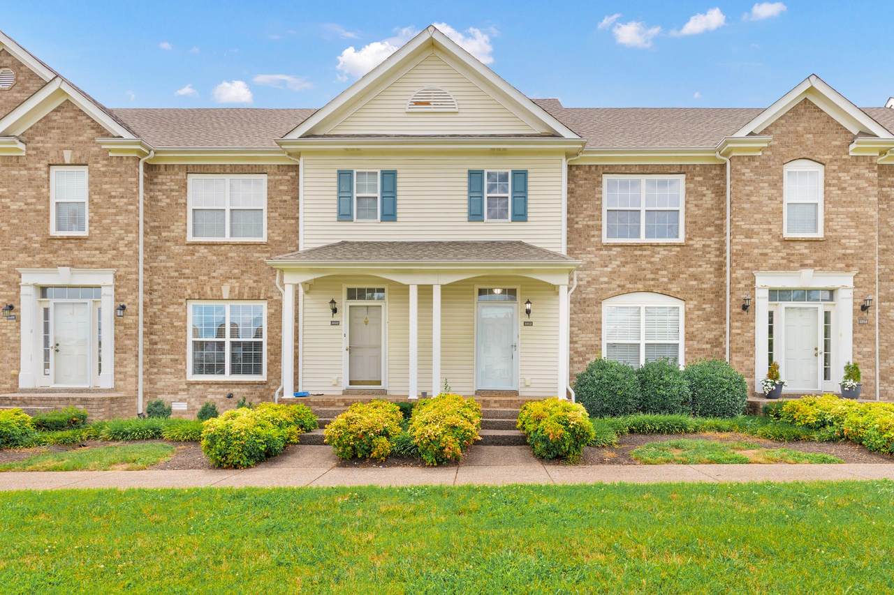 1012 Mckenna Dr - Photo 1