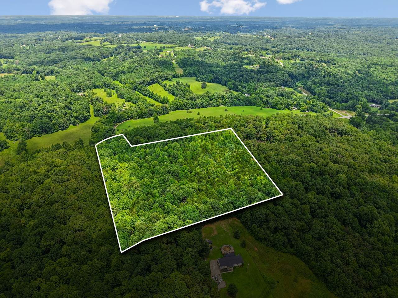 4876 Louise Creek Rd - Photo 1