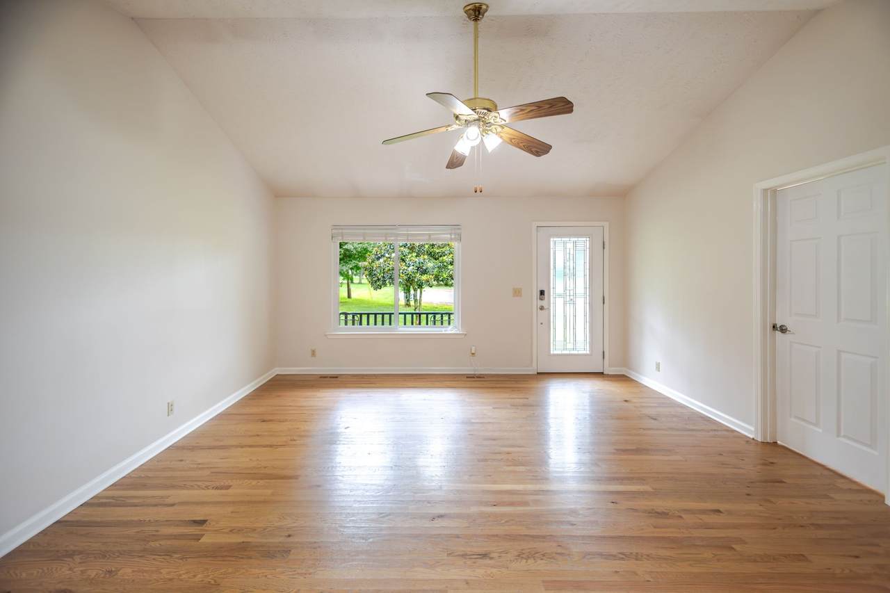 https://bt-photos.global.ssl.fastly.net/nashville/1280_boomver_1_RTC3280767-1.jpg