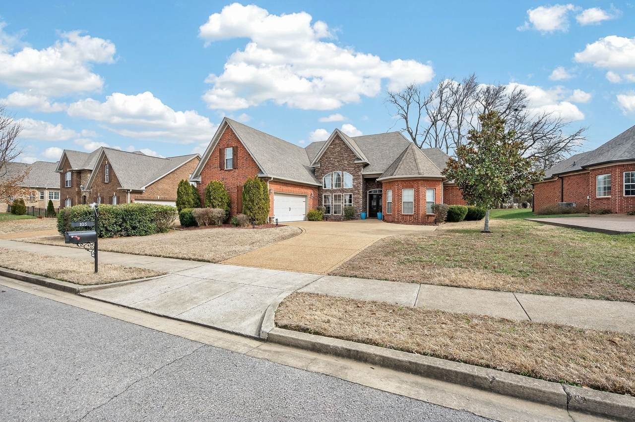 105 Sagamore Trce - Photo 1