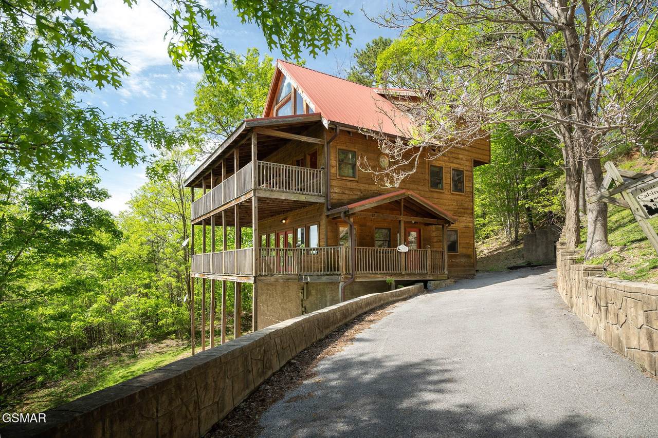 3129 Smokies Edge Road - Photo 1